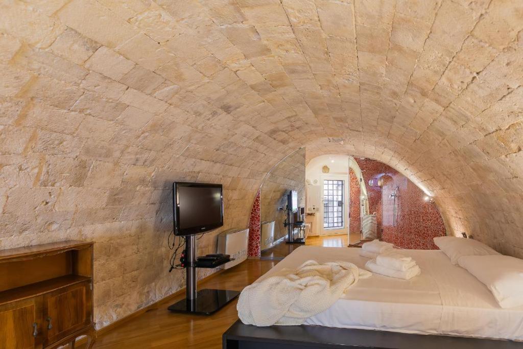 Вилла Palazzo Di Citta Бари Экстерьер фото